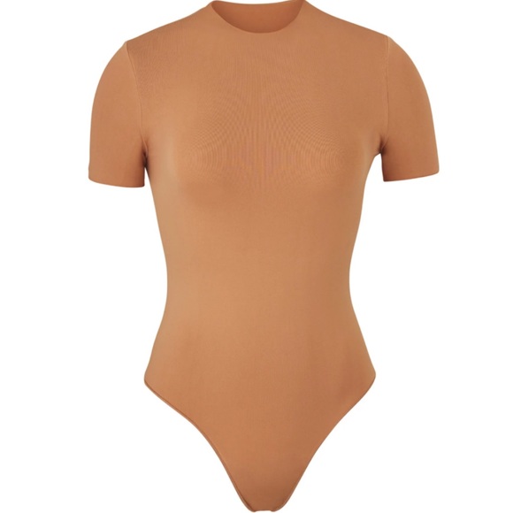 Skims top - Picture 2 of 4